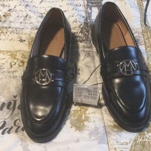 Black faux leather loafers for women size 37 fits like 7 but the shoes size is 6